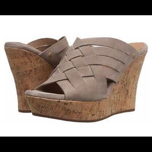 NWB Ugg Marta Suede Wedge Sandals Sz 9
